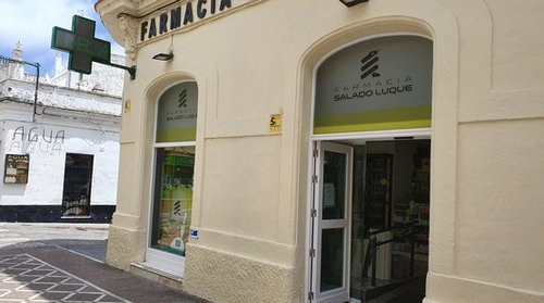 Farmacia Salado Luque